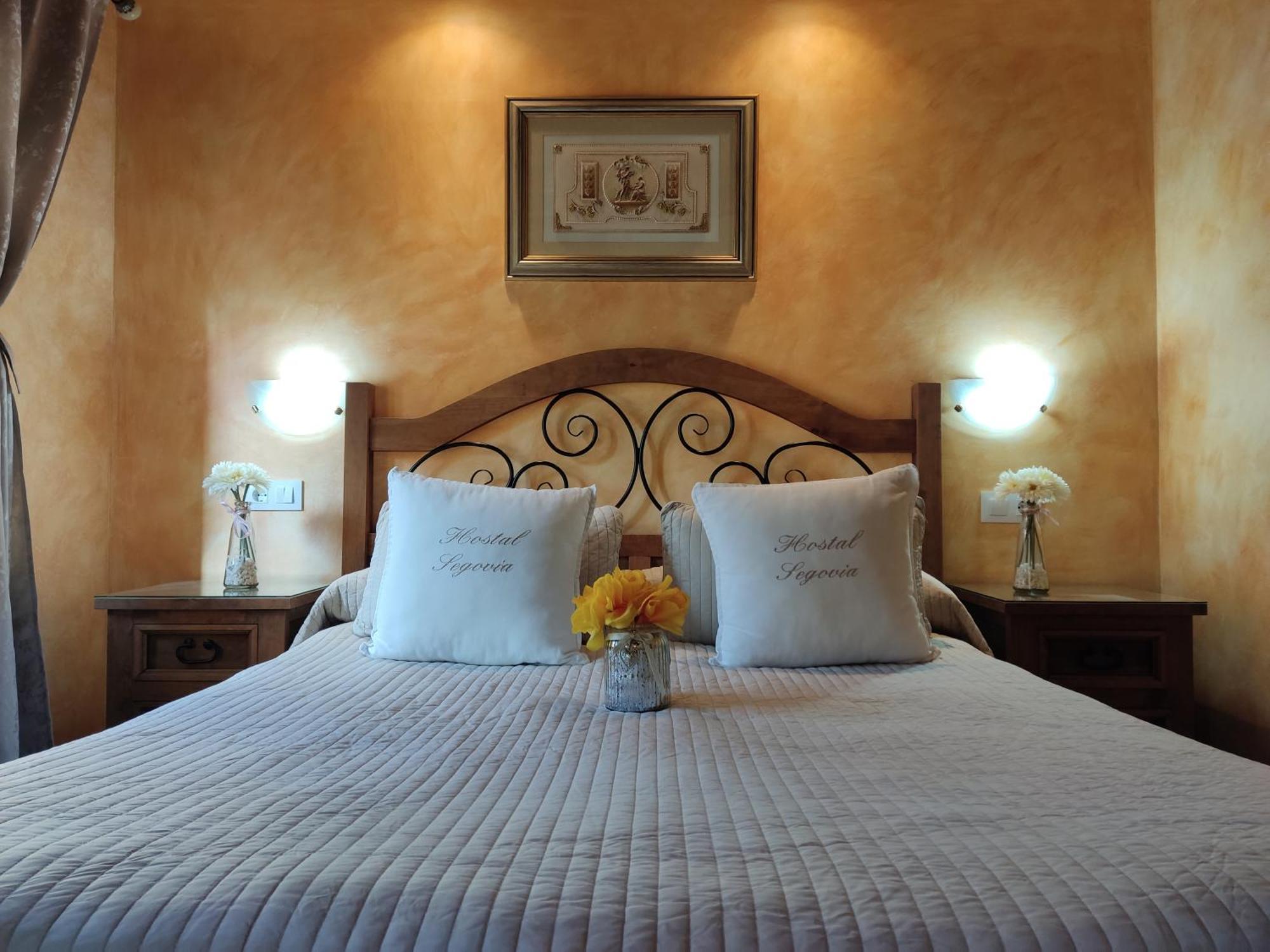 Hostal Segovia Adults Only Room photo