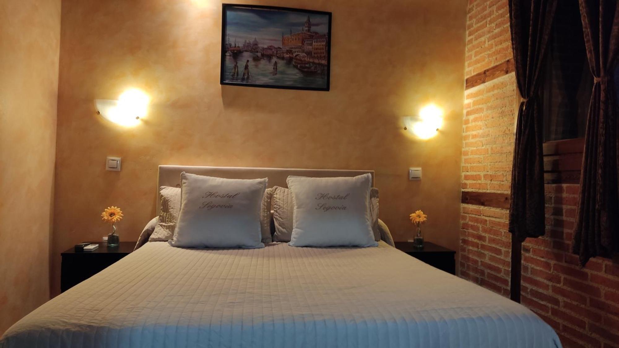 Hostal Segovia Adults Only Room photo