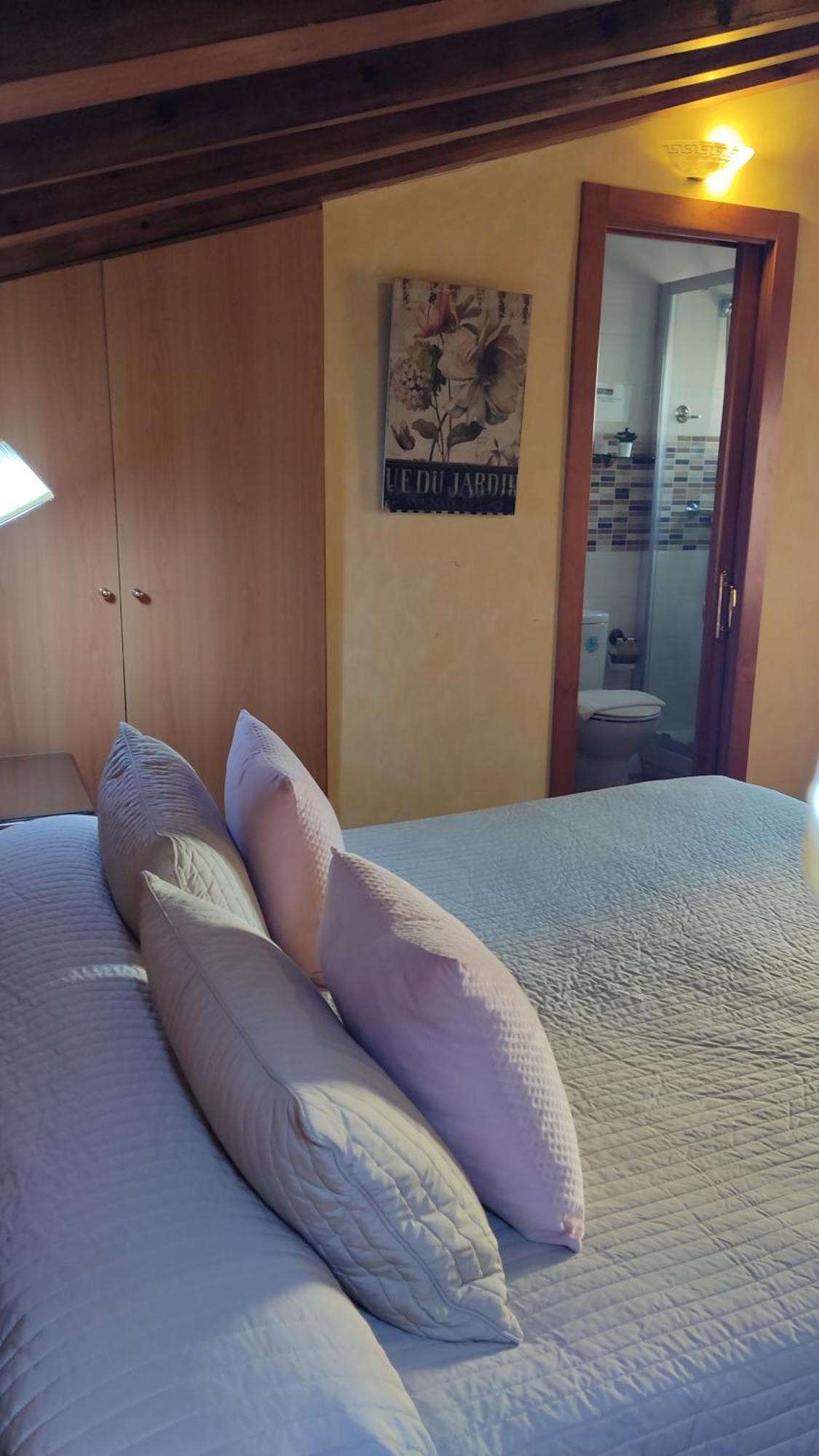 Hostal Segovia Adults Only Room photo